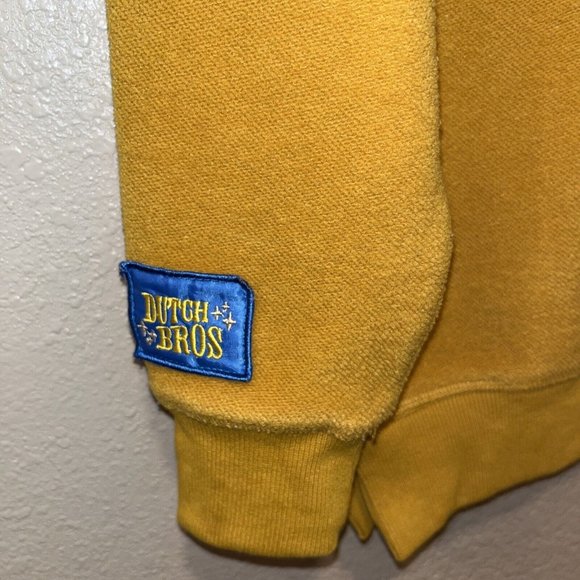 Dutch Bros Coffee Sweater Mens Size XS Yellow Sweatshirt Fleece Logo Crew Neck - Picture 4 of 7